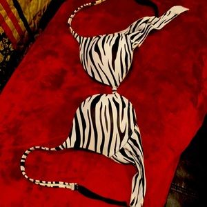 Joe Boxer black & white striped 34 B like new!